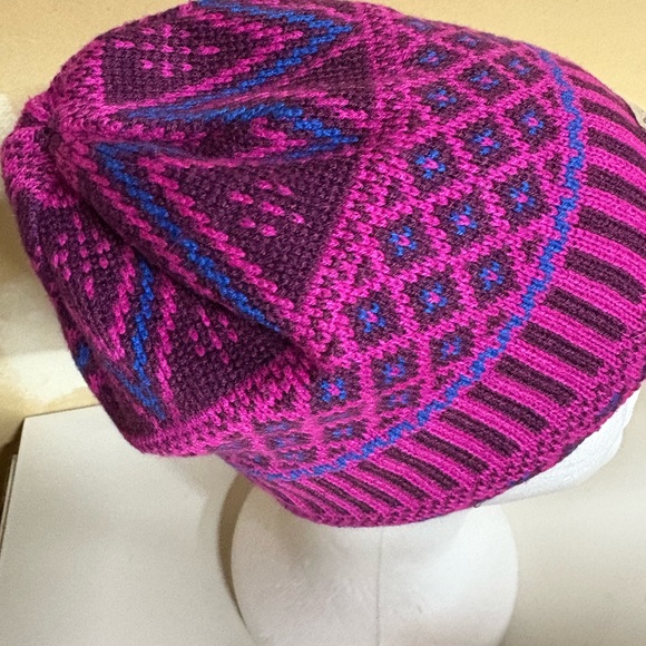 Columbia winter beanie. Omni heat technology - Picture 2 of 7